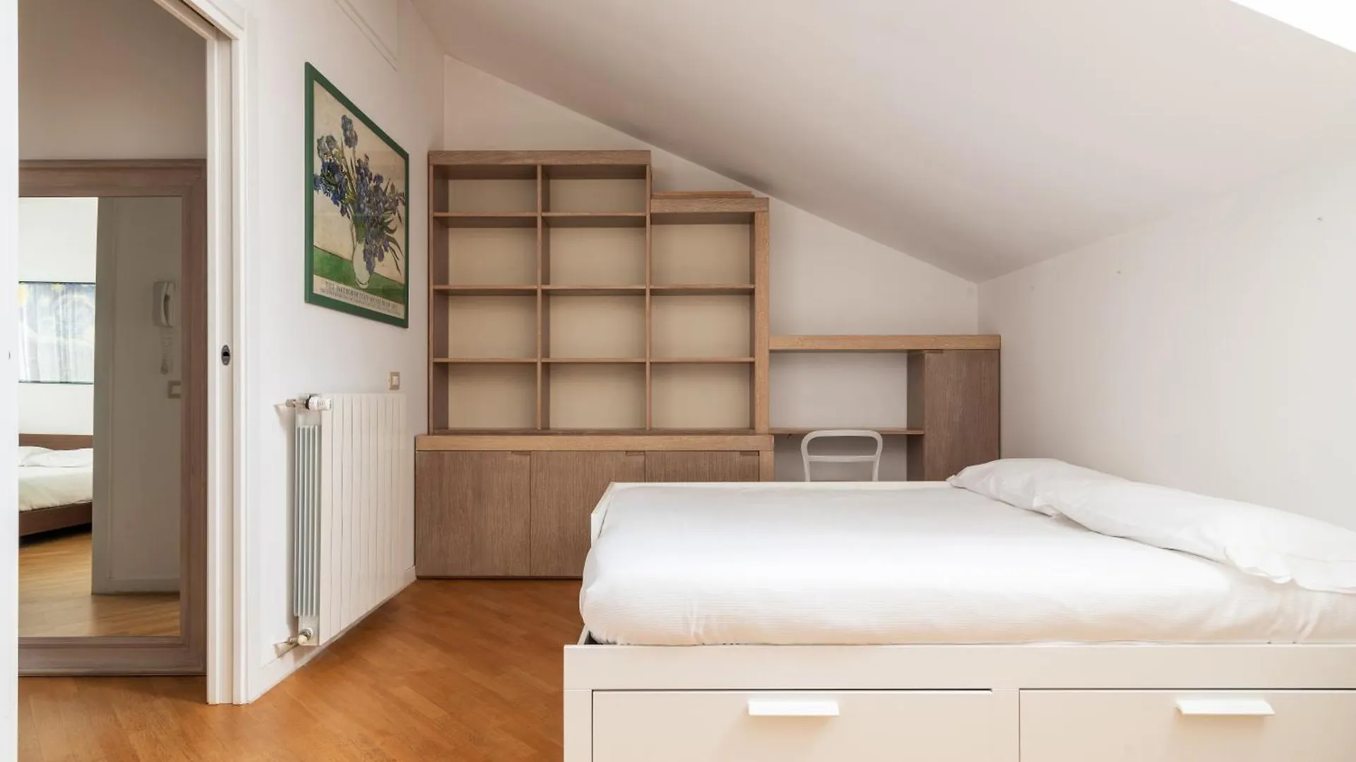 Ampio E Luminoso Trilocale In Zona Moscova Apartman Milánó